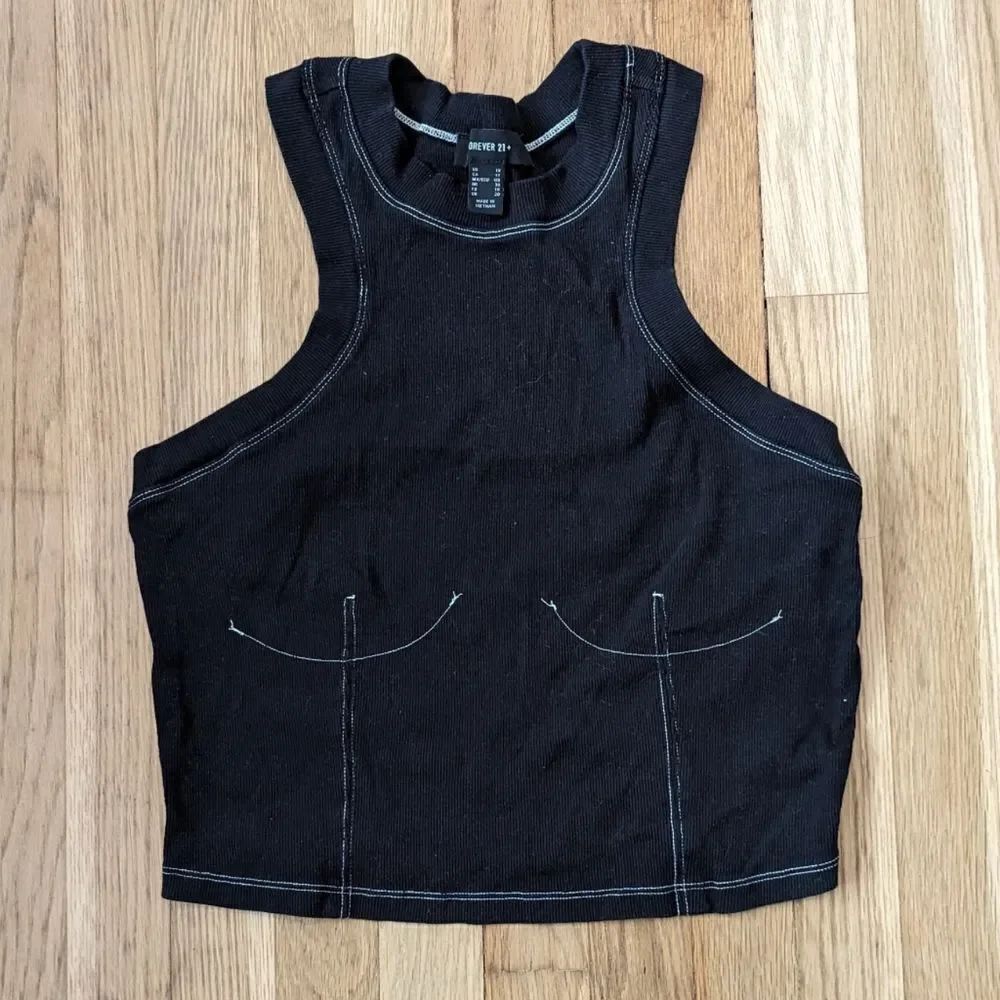 Forever 21 black Highneck tank top cropped